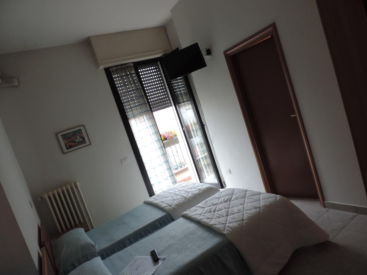 Hotel Cinzia Savignano sul Panaro Екстериор снимка